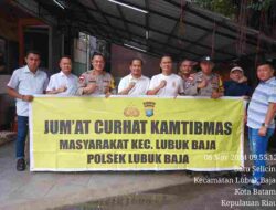 Kapolsek Lubuk Baja Kompol Rangga Primazada,.SH.,SIK,.MH Laksanakan Ju’mat Curhat di Komp Penuin Centre Kec. Lubuk Baja, Ini Pesan Kapolsek