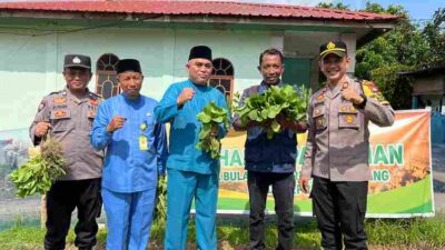 Dukung Program Asta Cita Ketahanan Pangan Nasional, Polsek Bulang Sukses Panen Sayuran