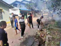 Gelar Gotong Royong Serentak di Kelurahan Pulau Buluh, Kapolsek Bulang, ini Bentuk Kepedulian Polri Terhadapa Lingkungan
