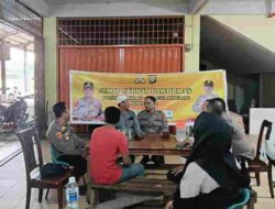 Kapolsek Bengkong Iptu Yuli Endra, S.K.K.K dengarkan Curhatan Warga Bengkong Saat Jum’at Curhat