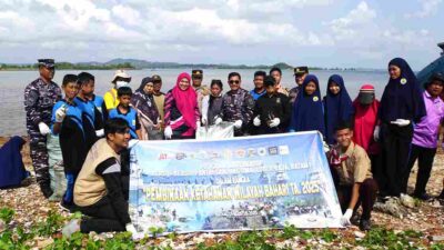 TNI AL Kerahkan Ratusan Personel Tuntaskan Program Laut Bersih Bintahwil 2025