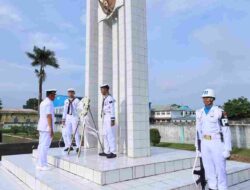 Kodaeral IV Kenang Jasa Pahlawan Lewat Ziarah HUT ke-80 TNI AL