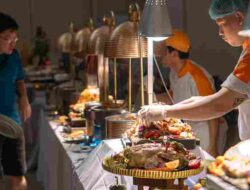 HARRIS RESORT WATERFRONT BATAM DAN HARRIS HOTEL BATAM CENTER MELUNCURKAN PROMO EARLY BIRD UNTUK ACARA MAKAN MALAM NATAL DI BULAN DESEMBER 2025