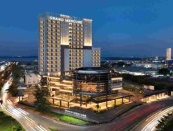 Rayakan Malam Tahun Baru dengan Nuansa Penuh Semangat di “Viva La Vida Countdown” Grand Mercure Batam Centre