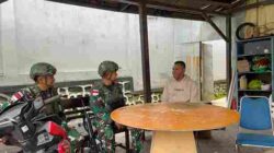 11 Personil Satgas Yonif 136/TS di Sambut Hangat Oleh Pendeta Gereja GKI Bethel Mulia Simon Perez Okowaly, S.Th Saat Silaturahmi