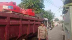 Hari Ke – 60, Polsek Batu Ampar Tetap Kawal Distribusi Air Bersih di Wilayah Hukum Nya