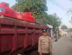 Hari Ke – 60, Polsek Batu Ampar Tetap Kawal Distribusi Air Bersih di Wilayah Hukum Nya