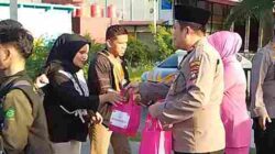 Berkah Ramadhan 1447 Hijriah/ 2026 , Polsek Bengkong Berbagi Takjil Kepada Masyarakat