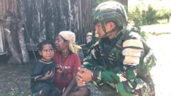 Satgas Yonif 136/Tuah Sakti Hadir dari Hati ke Hati: Anjangsana di Kalome Pererat Kemanunggalan TNI dan Rakyat