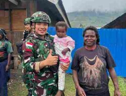 Aksi Nyata Tanpa Batas di Pelosok Papua: Satgas Yonif 136/Tuah Sakti Hadir dari Hati ke Hati Lewat Anjangsana di Kampung 55