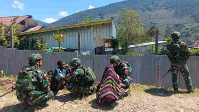 Aksi Nyata Menyentuh Hati di Wilayah Penugasan: Patroli Simpatik Satgas Yonif 136/TS Pos Ilu Hadirkan Layanan Kesehatan Keliling untuk Warga
