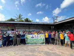 Polsek Batu Ampar Bersama Masyarakat Gelar Gotong Royong Dukung Gerakan Batam ASRI di Pasar Melcem