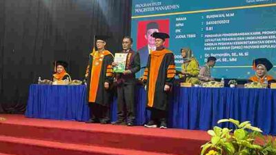 Anggota DPRD Provinsi Kepulauan Riau H.Suigwan S.M Sukses Selesaikan Studi S2 di Universitas Ibnu Sina Batam