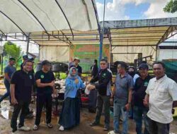 Warga Kampar Sagulung Kurban 5 Ekor Sapi dan Bagikan Ke 450 KK Warga Nya