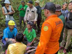 Tim SAR Gabungan Berhasil Temukan Korban Hilang di Hutan Bukit Belah Dalam Kondisi Selamat
