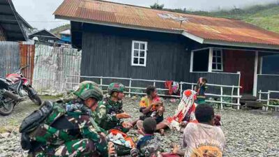 Pengabdian Tampa Batas, Pelayanan Kesehatan Keliling Satgas Yonif 136/Tuah Sakti Rutin dilakukan Di Wilayah Pos KP 55 Intan Jaya Papua