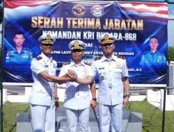 REGENERASI KEPEMIMPINAN KRI BUBARA-868, DANSATROL KODAERAL IV PIMPIN SERAH TERIMA JABATAN KOMANDAN