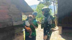 Satgas Yonif 136/TS Pererat Silaturahmi dengan Warga di Kampung Dolinggame Puncak Jaya Papua Tengah