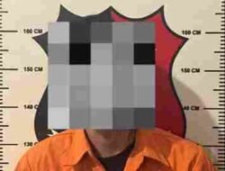Diduga Cemburu, Pemuda di Bengkong Tikam Teman nya Bertubi tubi dengan Badik Hingga Korban Nyaris Tewas