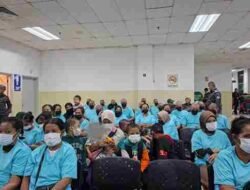 Kawal Hak Pekerja Migran, KJRI Johor Bahru Dampingi Deportasi 114 WNI ke Tanah Air