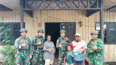 SATGAS YONIF 136/TUAH SAKTI LAKSANAKAN ANJANGSANA, WUJUD KEPEDULIAN TNI KEPADA MASYARAKAT DI KAMPUNG LUNGGUNERI PUNCAK JAYA PAPUA