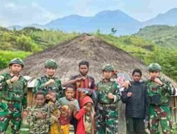 Satgas Yonif 136/Tuah Sakti Gelar Pengobatan Keliling, Wujud Nyata Kepedulian TNI kepada Masyarakat Kalome Puncak Jaya Papua Tengah