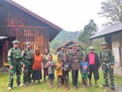Satgas Yonif 136/Tuah Sakti Gelar Anjangsana, Pererat Silaturahmi dengan Masyarakat Tinggi Nambut Puncak Jaya Papua Tengah